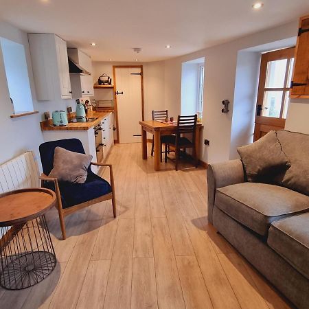 Pass The Keys Charming 19Th Century Country Cottage For 2 Guests 埃克塞特 外观 照片