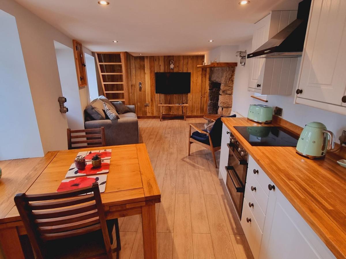 Pass The Keys Charming 19Th Century Country Cottage For 2 Guests 埃克塞特 外观 照片